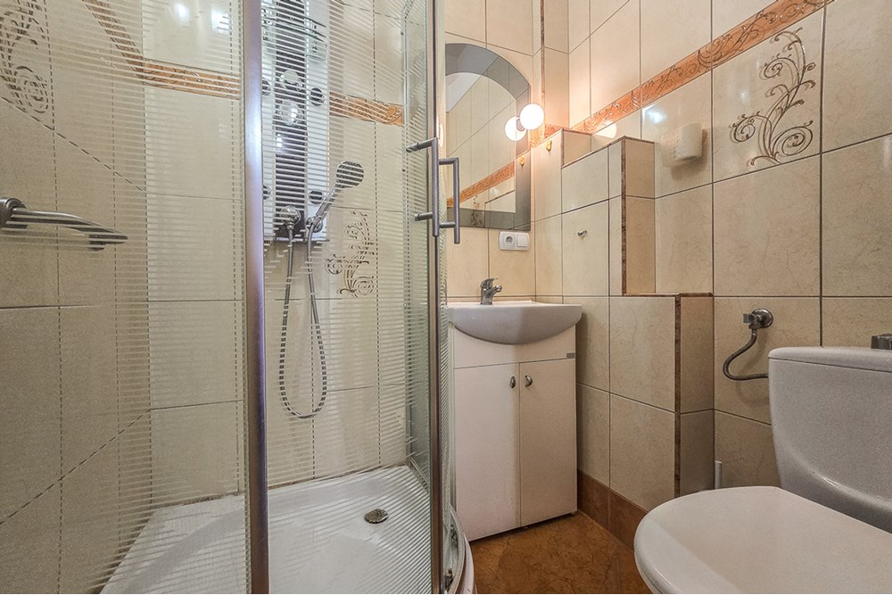 Mieszkanie - Sprzedaż - Łódź, Polska - Mieszkanie-na-sprzedaz-Lodz-Polesie-3.jpg - 470191039-142