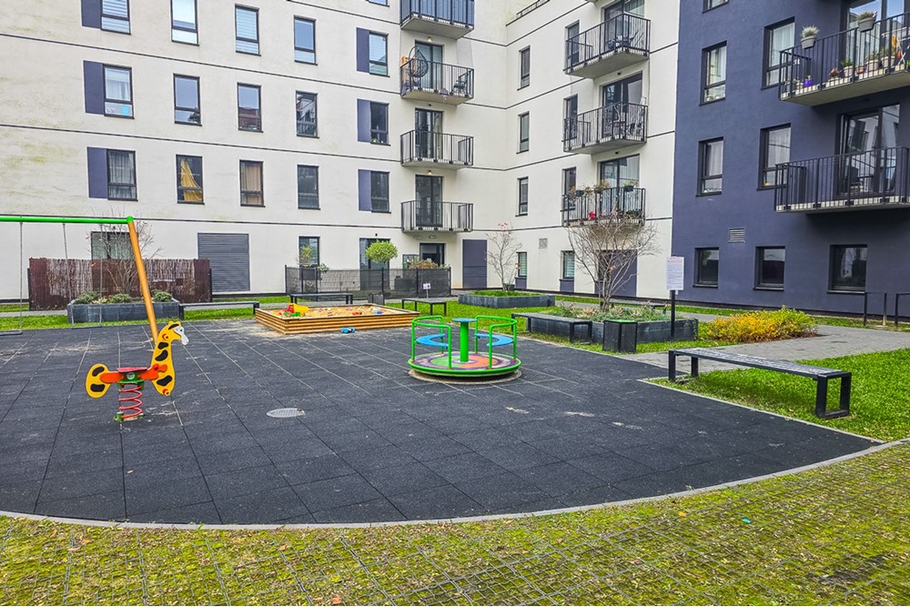 Mieszkanie - Sprzedaż - Łódź, Polska - Mieszkanie-na-sprzedaz-Lodz-5.jpg - 470191045-185