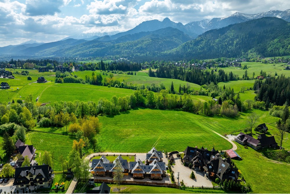 Dom wolnostojący - Sprzedaż - Kościelisko, Polska - 3.jpg - 470151035-151