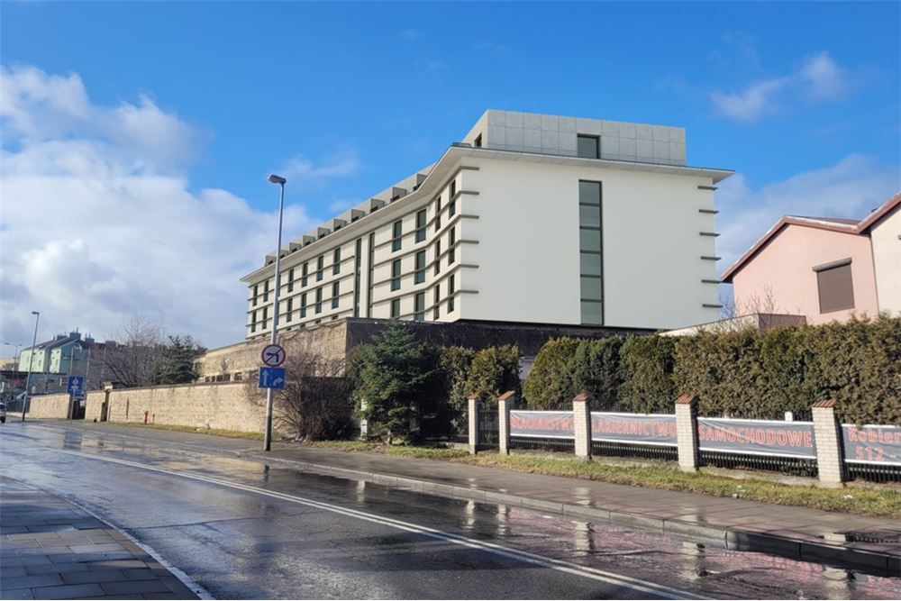 Condo/Apartment For Sale Krakow, Poland 80024100581