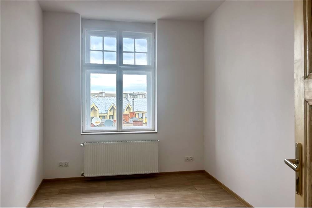 Kamienica - Wynajem - Bielsko-Biała, Polska - 5 - 800061090-236