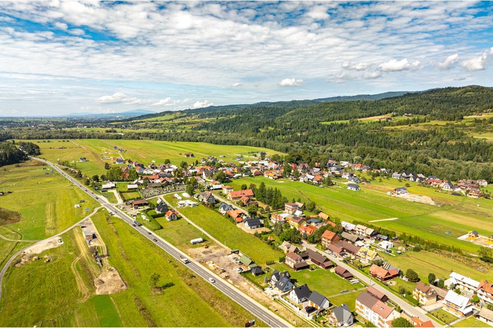 Działka budowlana - Sprzedaż - Harklowa, Polska - 20250912-DJI_0536-HDR.jpg - 800091040-97
