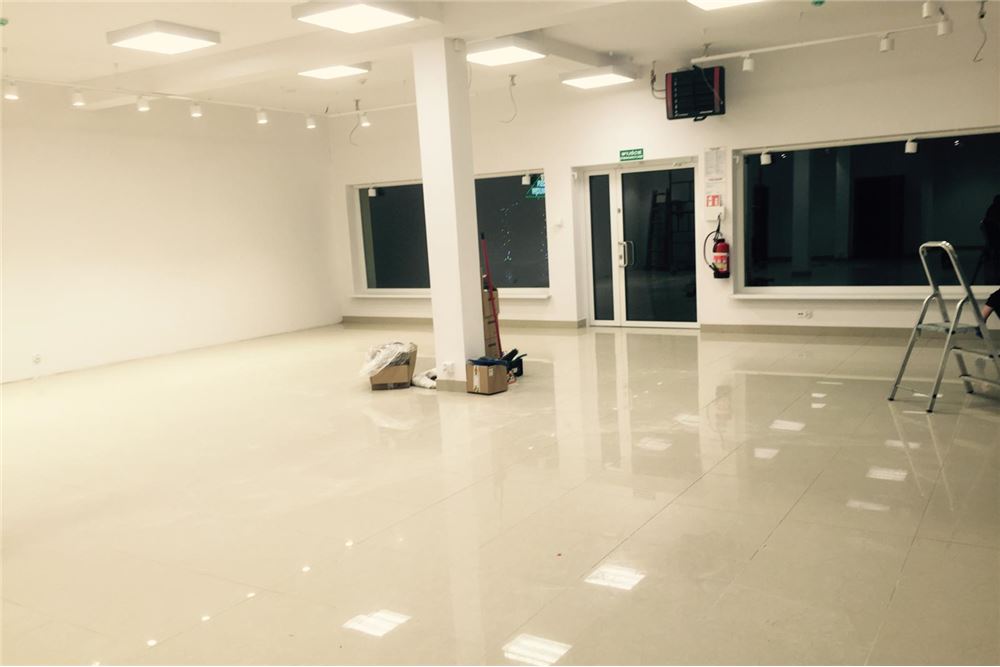Lokal handlowy/usługowy - Wynajem - Wisła, Polska - 3 - 800061030-120