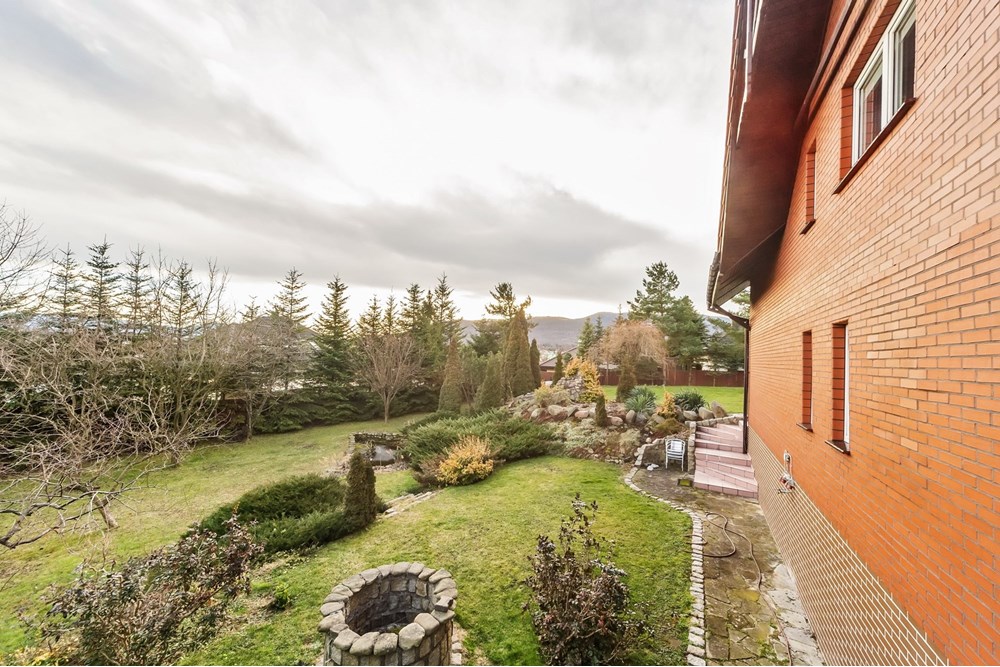 Dom wolnostojący - Sprzedaż - Jaworze, Polska - 5.jpg - 470131026-156