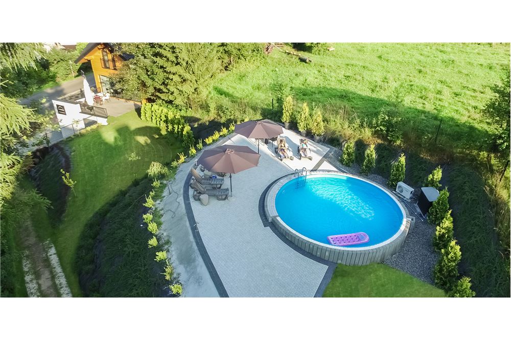 Dom wolnostojący - Sprzedaż - Korbielów, Polska - 205 - 800061076-401