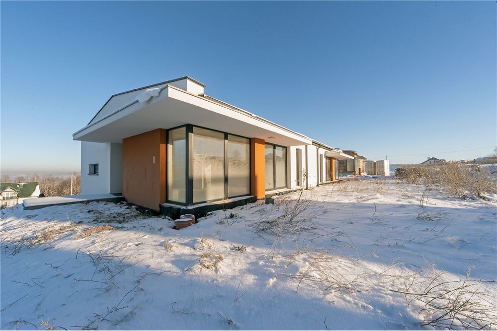 Dom jednorodzinny - Sprzedaż - Bielsko-Biała, Polska - 60 - 800061076-456