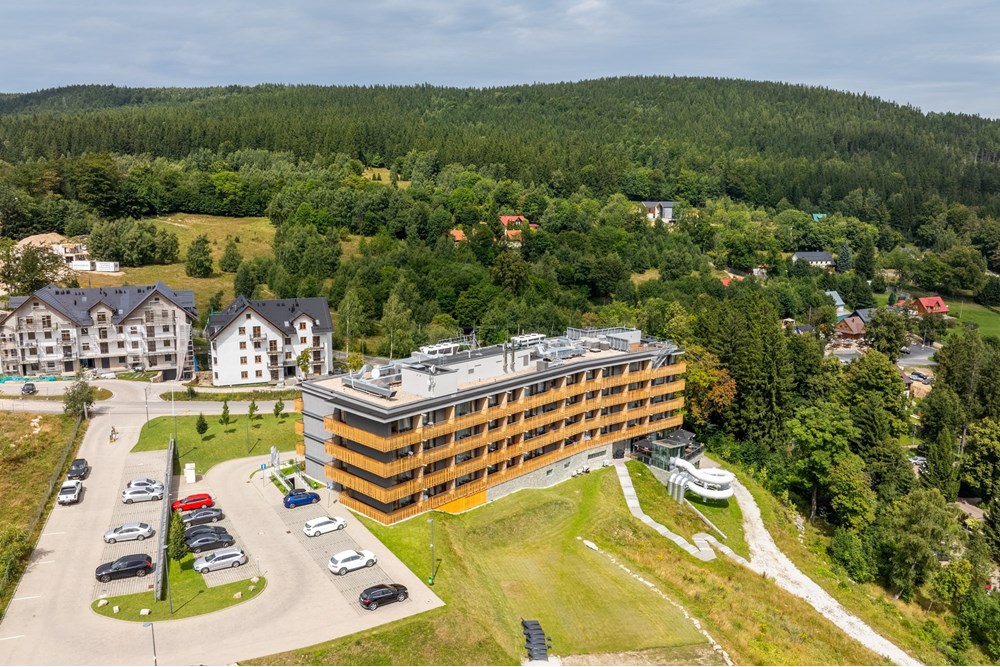 Nieruchomość inwestycyjna - Sprzedaż - Szklarska Poręba, Polska - DJI_0887-HDR.jpg - 790121034-11
