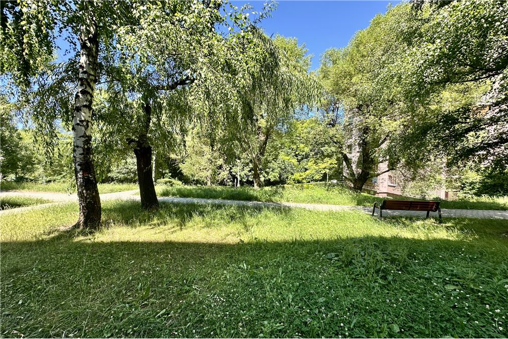 Mieszkanie - Sprzedaż - Bielsko-Biała, Polska - 27 - 800061098-161