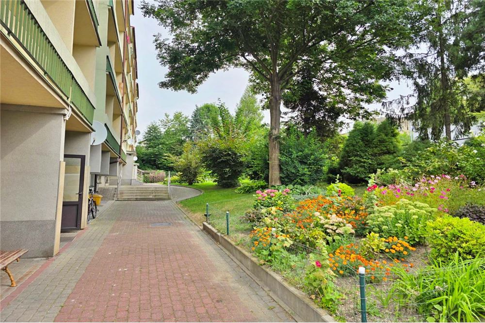 Mieszkanie - Sprzedaż - Bielsko-Biała, Polska - 40 - 800061016-1274