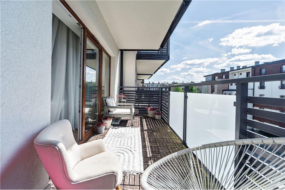 Mieszkanie - Sprzedaż - Andrychów, Polska - 42 - 800061057-178