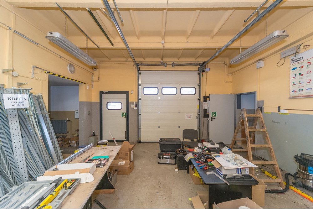 Nieruchomość przemysłowa - Sprzedaż - Bielsko-Biała, Polska - ZIBI_024D.jpg - 800061127-28