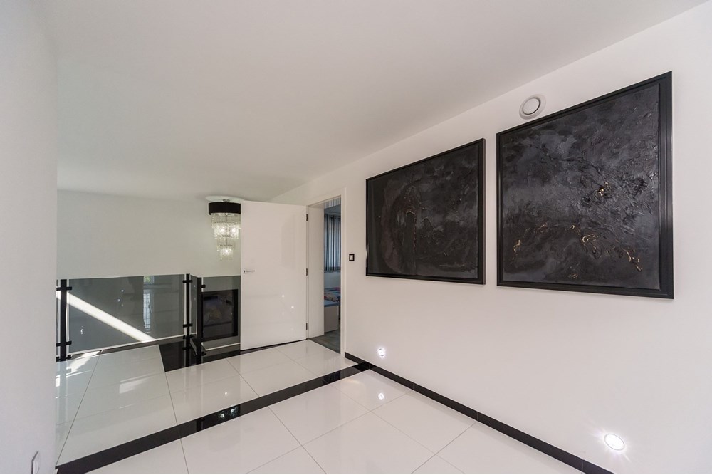 Rezydencja/Willa/Dworek - Sprzedaż - Klecza Dolna, Polska - KLECZA_0072M.jpg - 800061100-86