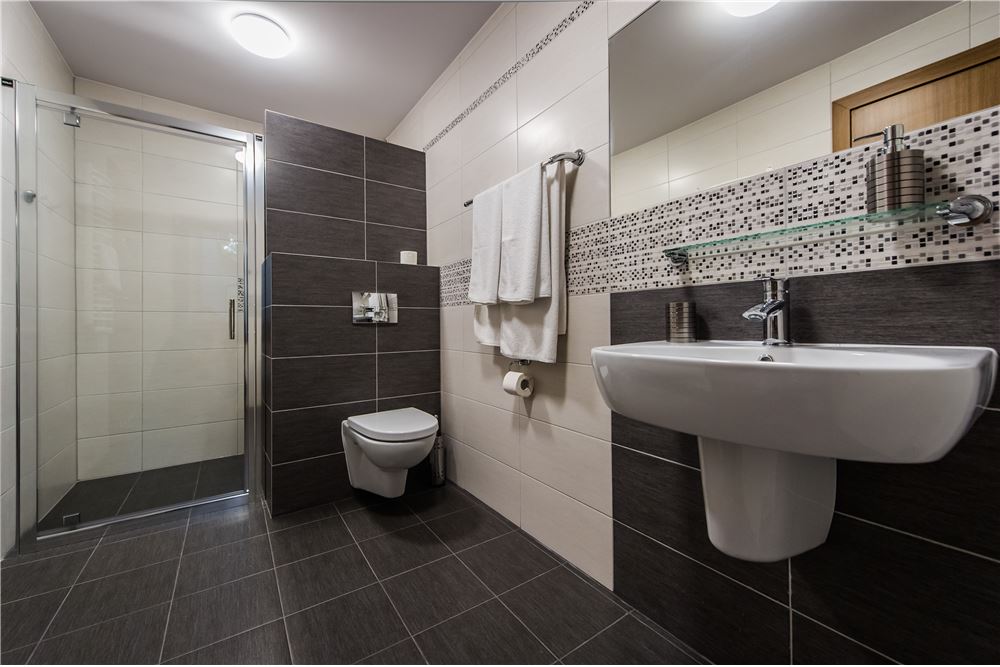 Dom wolnostojący - Sprzedaż - Korbielów, Polska - 170 - 800061076-401