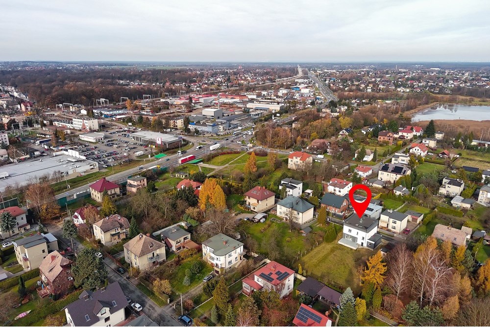 Nieruchomość inwestycyjna - Sprzedaż - Pszczyna, Polska - FRED3_051M.JPG - 800061076-448