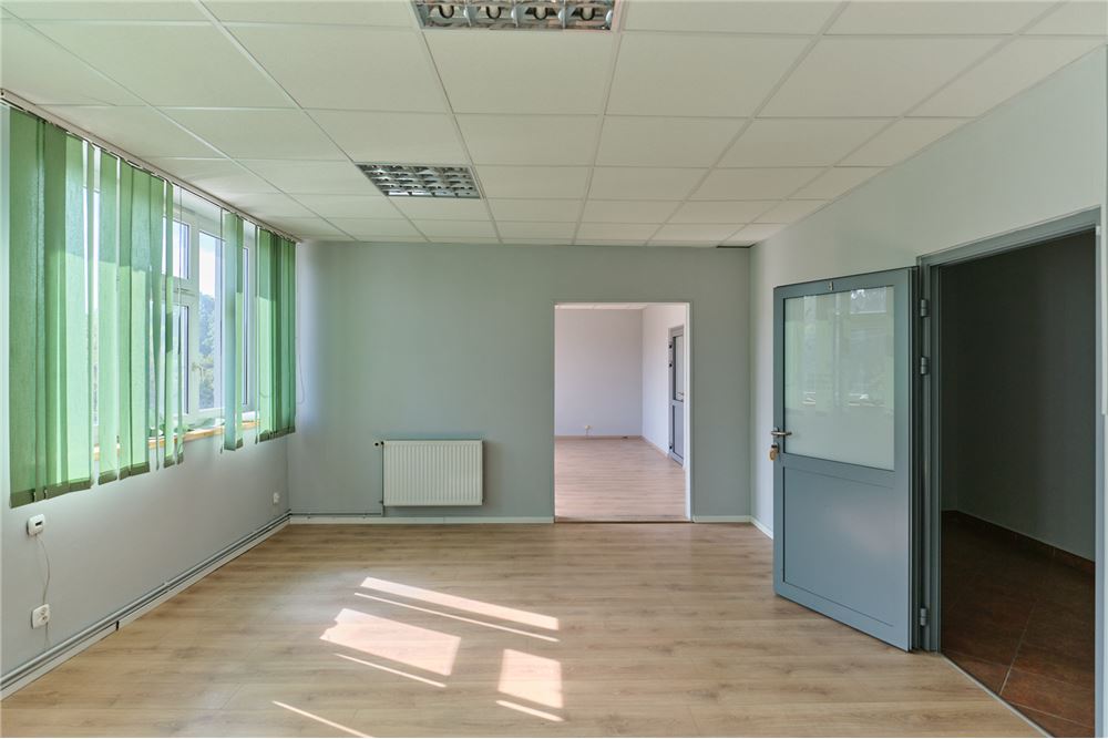 Nieruchomość przemysłowa - Sprzedaż - Bielsko-Biała, Polska - 38 - 800061016-1292