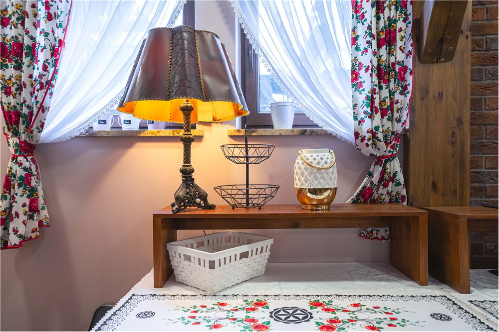 Dom wolnostojący - Sprzedaż - Poronin, Polska - 64 - 470151035-124