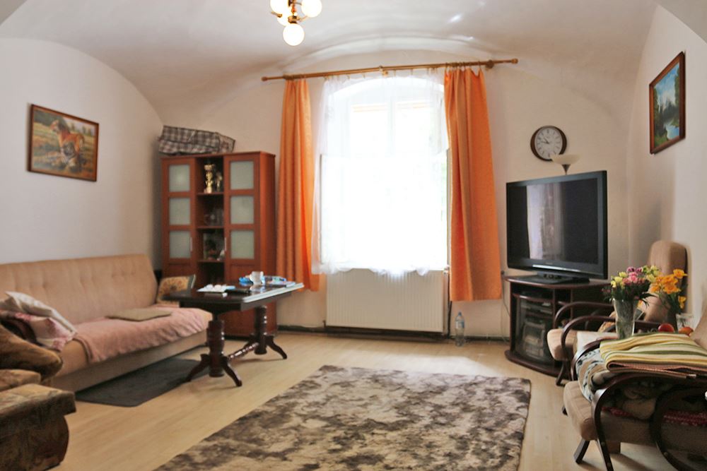 Kamienica - Sprzedaż - Cieszyn, Polska - 50 - 800041001-881