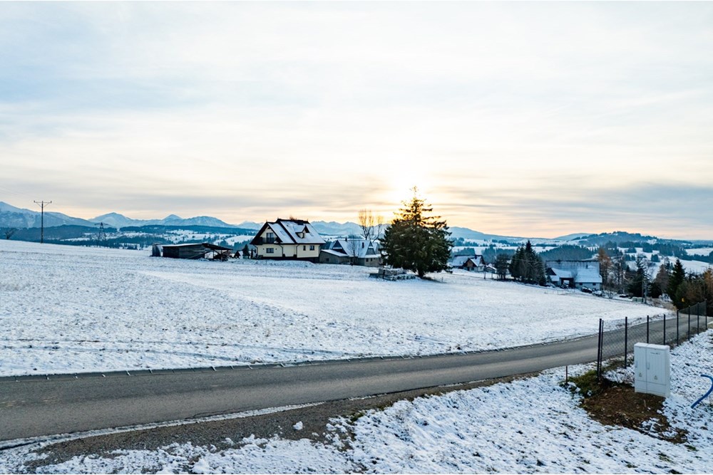 Działka budowlana - Sprzedaż - Czerwienne, Polska - 20251119-DJI_0904-HDR.jpg - 470151051-83