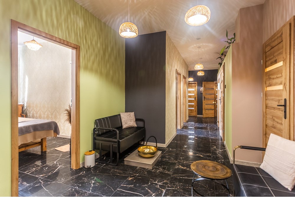 Lokal handlowy/usługowy - Sprzedaż - Łódź, Polska - Lokal-SPA-z-wyposazeniem-na-sprzedaz-Lodz-17.jpg - 470191039-136