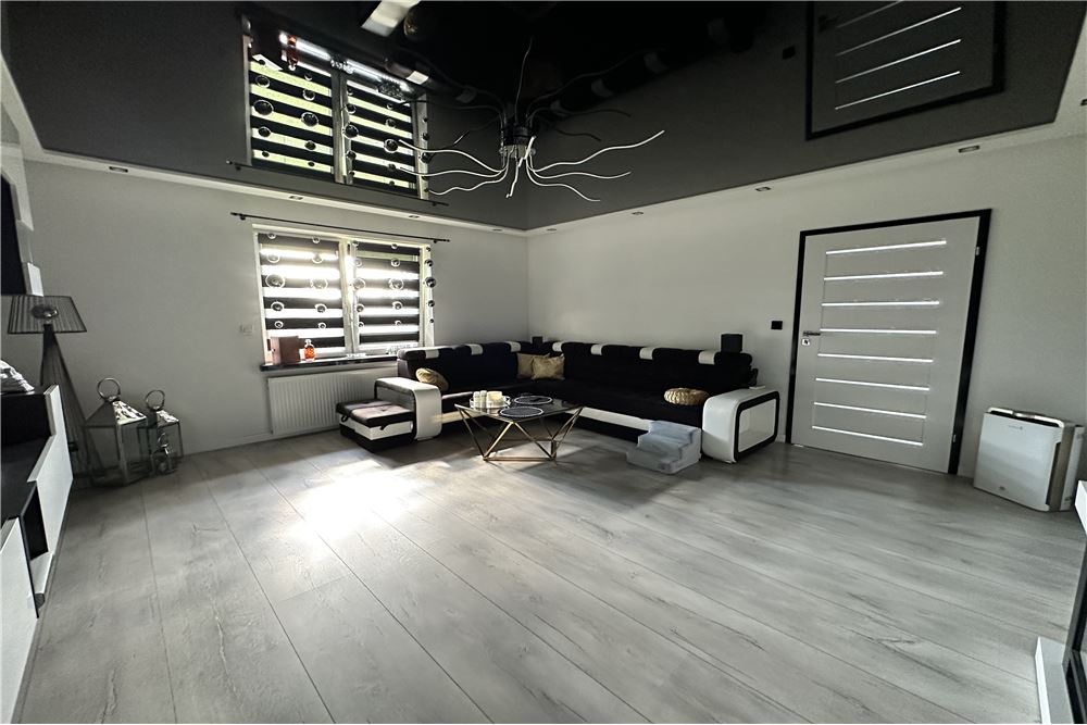 Mieszkanie - Sprzedaż - Bielsko-Biała, Polska - 8 - 800061098-166