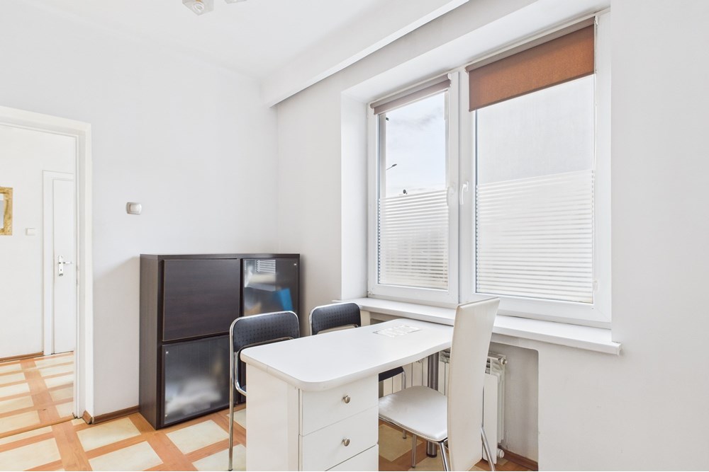 Budynek - Wynajem - Nowy Targ, Polska - CAM05558G0-PR0035-STILL007.jpg - 800091054-51