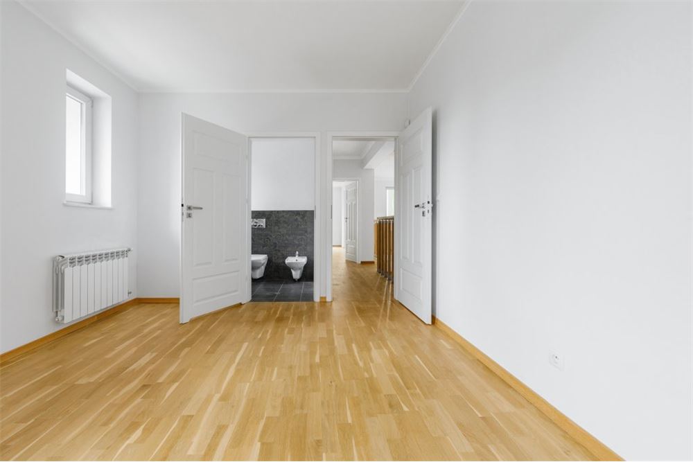 Dom wolnostojący - Sprzedaż - Wyględy, Polska - 41 - 810291008-3