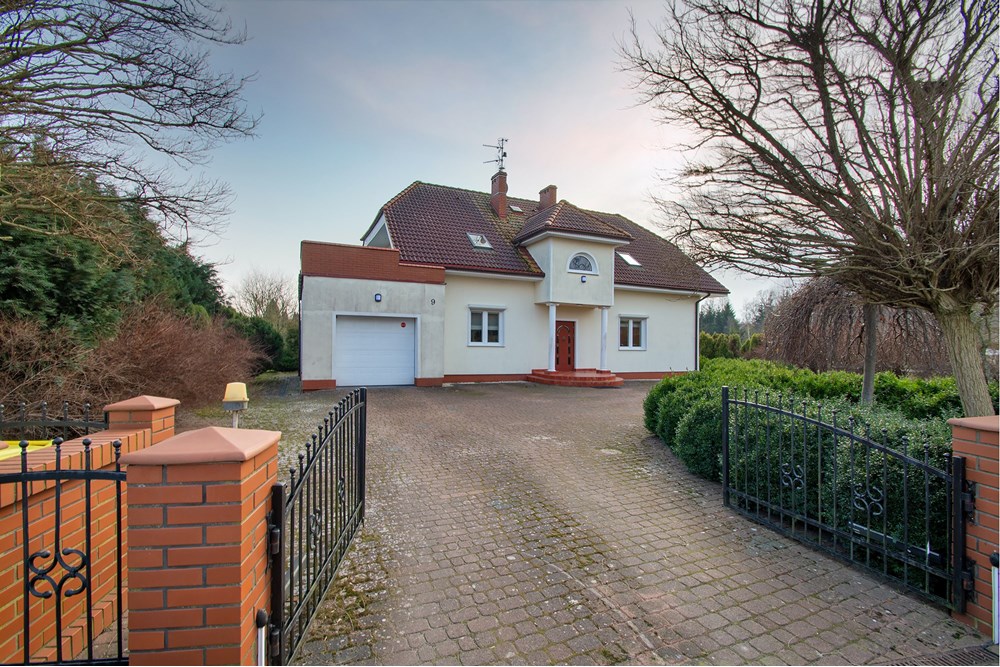 Dom wolnostojący - Sprzedaż - Kołobrzeg, Polska - DSC_0007.jpg - 790221005-45