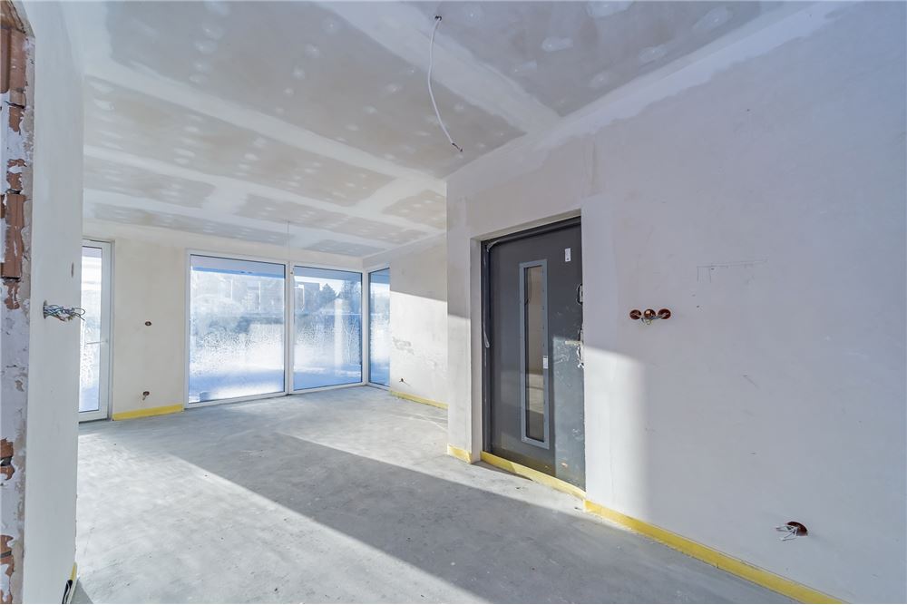 Dom jednorodzinny - Sprzedaż - Bielsko-Biała, Polska - 3 - 800061076-456