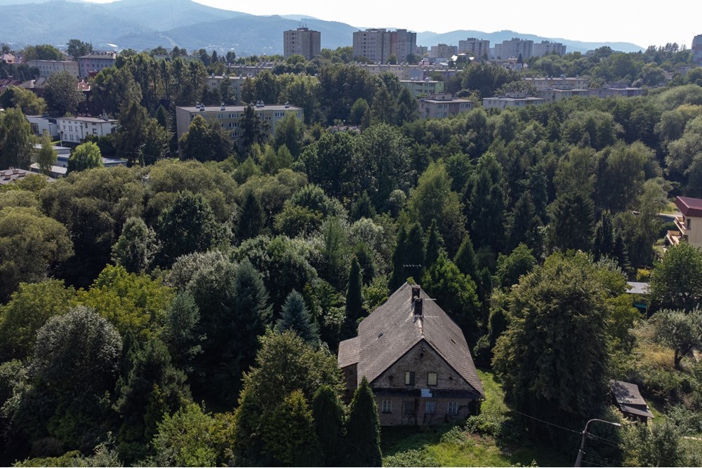 Dom wolnostojący - Sprzedaż - Bielsko-Biała, Polska - DJI_0219.jpg - 800061103-199