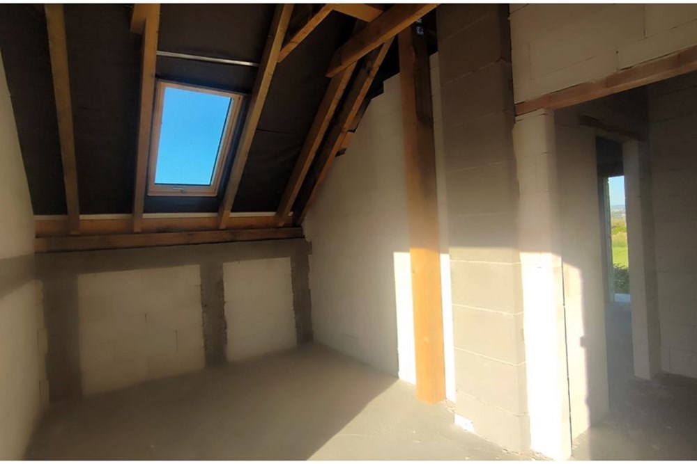 Dom jednorodzinny - Sprzedaż - Pietrzykowice, Polska - IMG_20250812_182133.jpg - 800061133-5