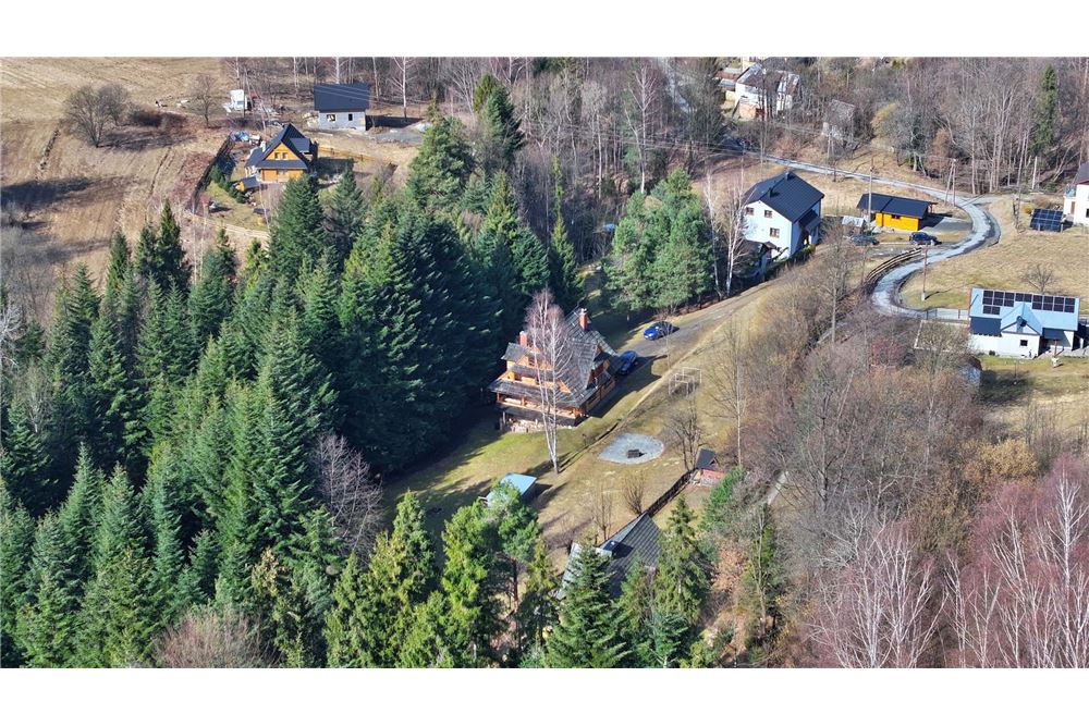 Dom wolnostojący - Sprzedaż - Pewel Ślemieńska, Polska - 67 - 800061016-1147