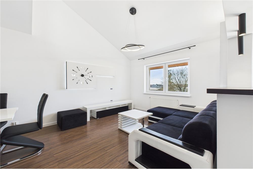 Mieszkanie dwupoziomowe - Sprzedaż - Koszalin, Polska - 14 - 470281008-28