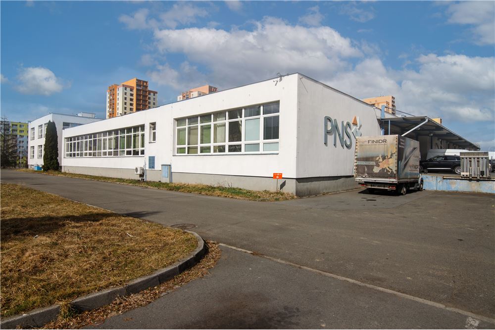 Nieruchomość przemysłowa - Wynajem - Cieszyn, Polska - 22 - 800061076-412