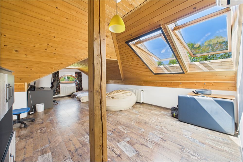 Dom jednorodzinny - Sprzedaż - Gorzyczki, Polska - Sypialnia - 470311001-13