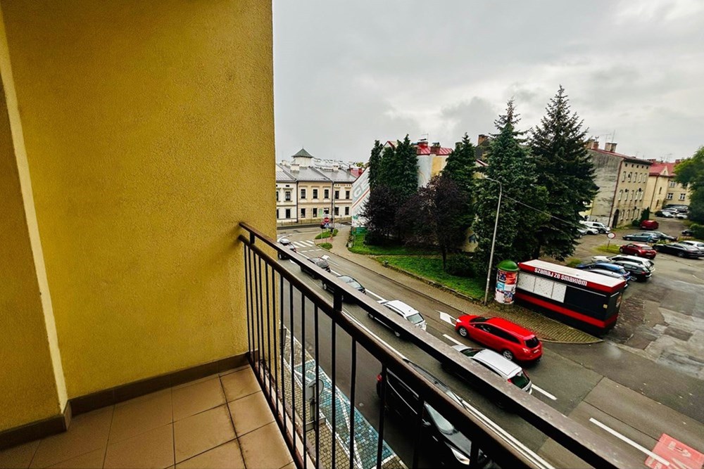 Mieszkanie - Sprzedaż - Cieszyn, Polska - 6.jpg - 800061135-2