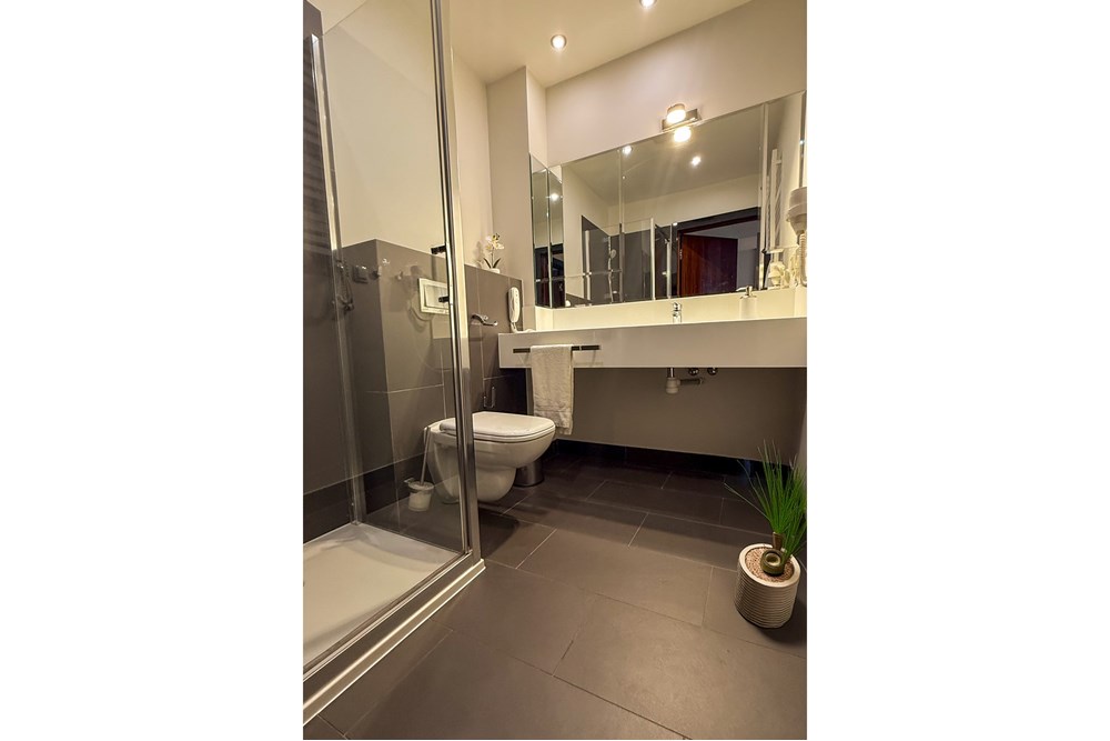 Apartament hotelowy z obsługą - Sprzedaż - Kołobrzeg, Polska - łazienka129.jpg - 790221001-9