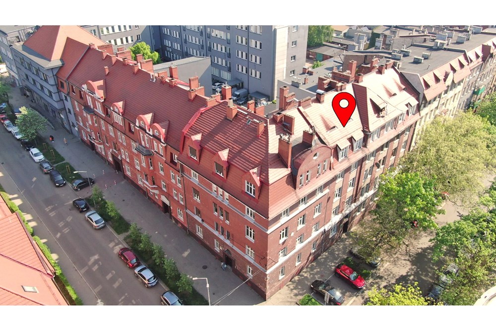 Mieszkanie - Sprzedaż - Bytom, Polska - Batorego36A Dron (1a).jpg - 800041074-11