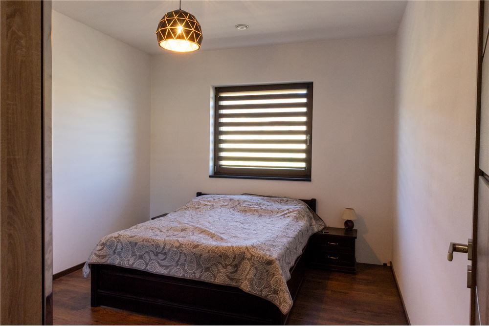 Dom wolnostojący - Sprzedaż - Radziechowy, Polska - 36 - 800061039-513