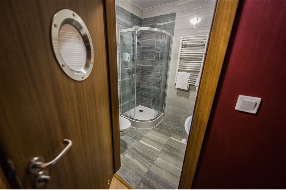 Dom wolnostojący - Sprzedaż - Korbielów, Polska - 89 - 800061076-401