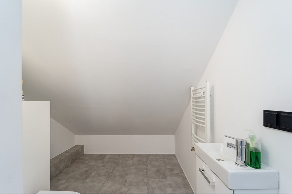 Mieszkanie dwupoziomowe - Sprzedaż - Nowy Targ, Polska - 0040_dom-grel-pajerski.jpg - 470131113-348