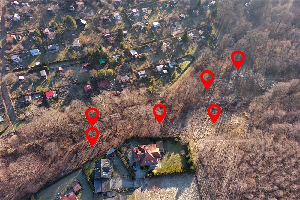 Działka budowlana - Sprzedaż - Bielsko-Biała, Polska - 62 - 800061076-406