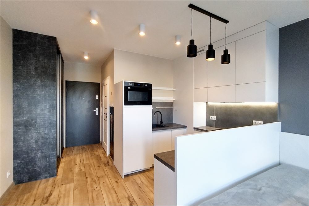 Mieszkanie - Sprzedaż - Łódź, Polska - 1 - 470191039-141