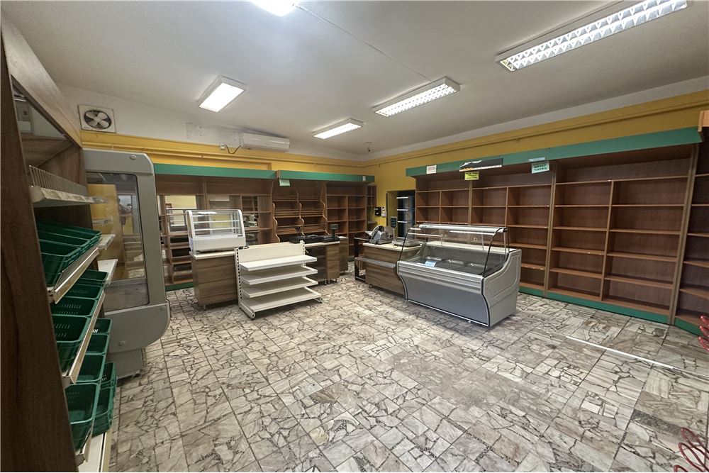 Lokal handlowy/usługowy - Wynajem - Bielsko-Biała, Polska - 27 - 800061103-137