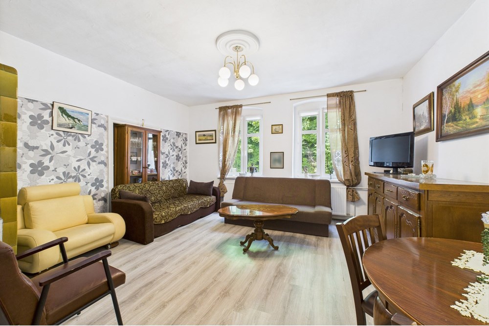 Mieszkanie na parterze - Sprzedaż - Połczyn-Zdrój, Polska - 1.jpg - 470281002-198