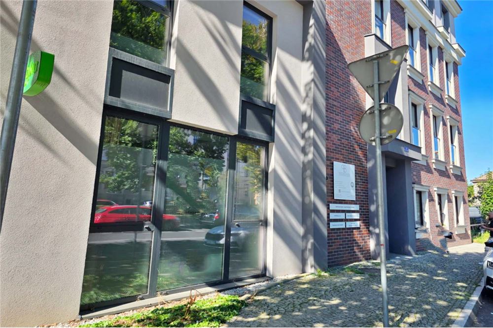 Lokal handlowy/usługowy - Wynajem - Cieszyn, Polska - 10 - 800061016-1275