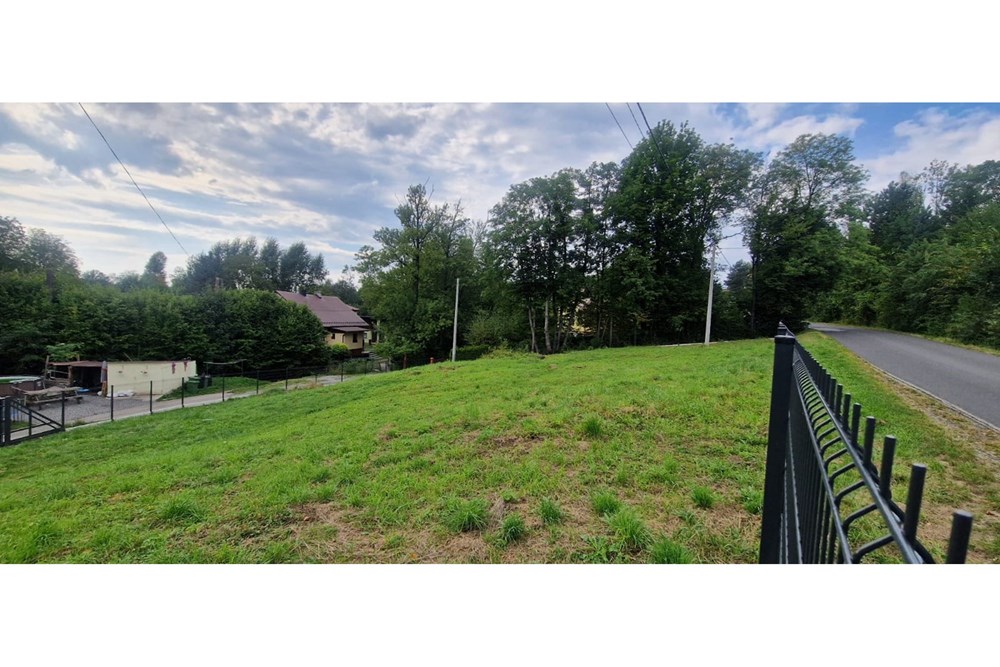 Działka - Sprzedaż - Leszna Górna, Polska - IMG-20250905-WA0012.jpg - 470131058-377