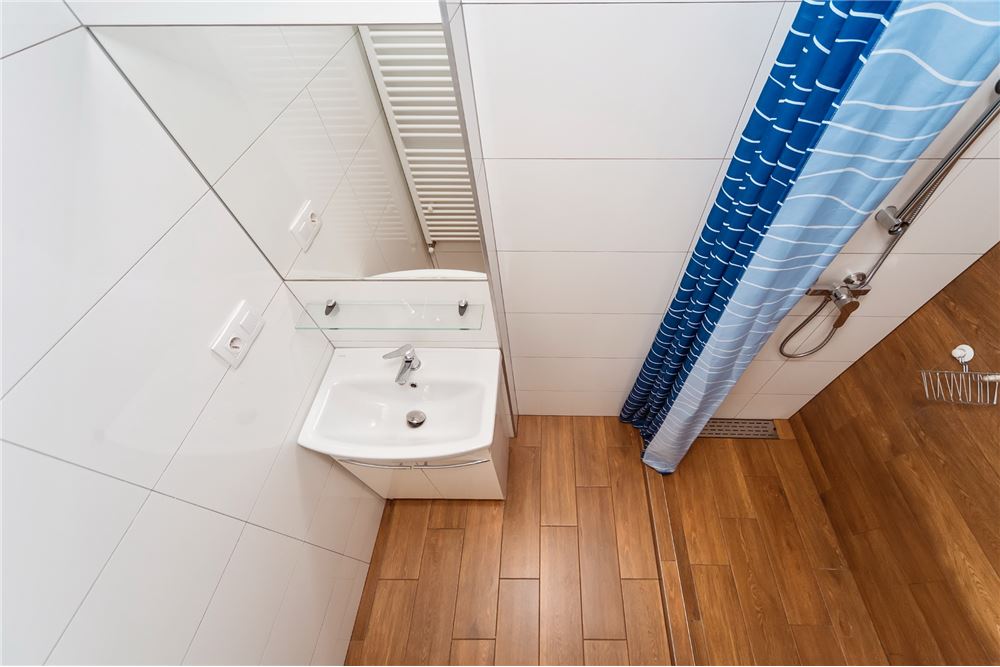 Dom wolnostojący - Sprzedaż - Kaniów, Polska - 24 - 800061076-425