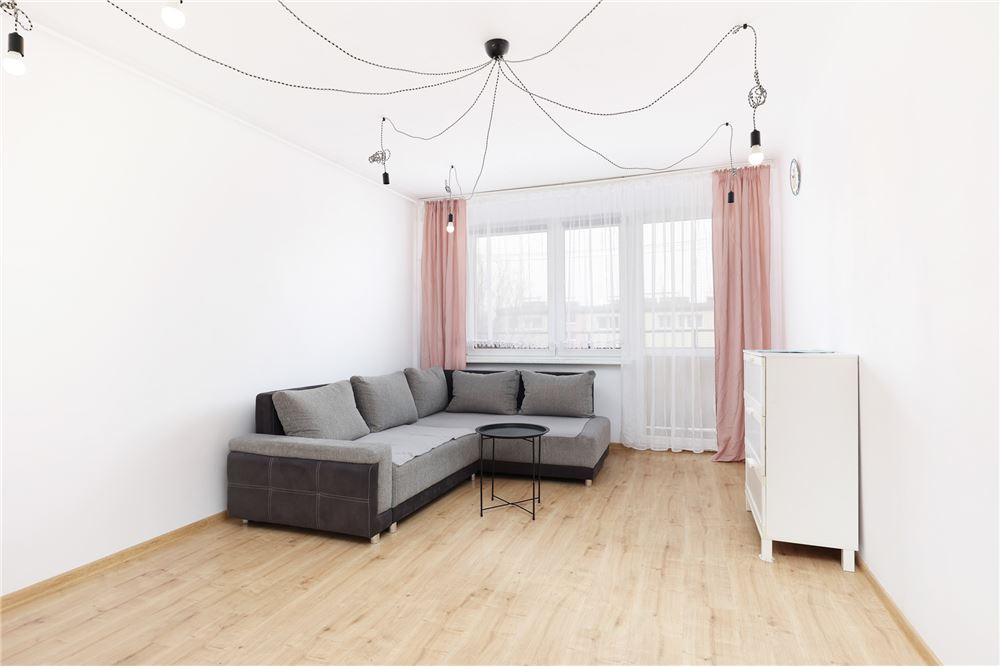 Mieszkanie - Sprzedaż - Oświęcim, Polska - 2 - 800061107-88