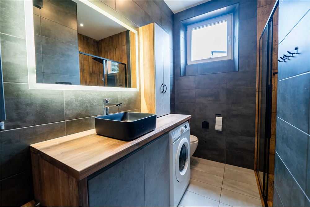 Dom wolnostojący - Sprzedaż - Sosnowiec, Polska - 9 - 800161013-42