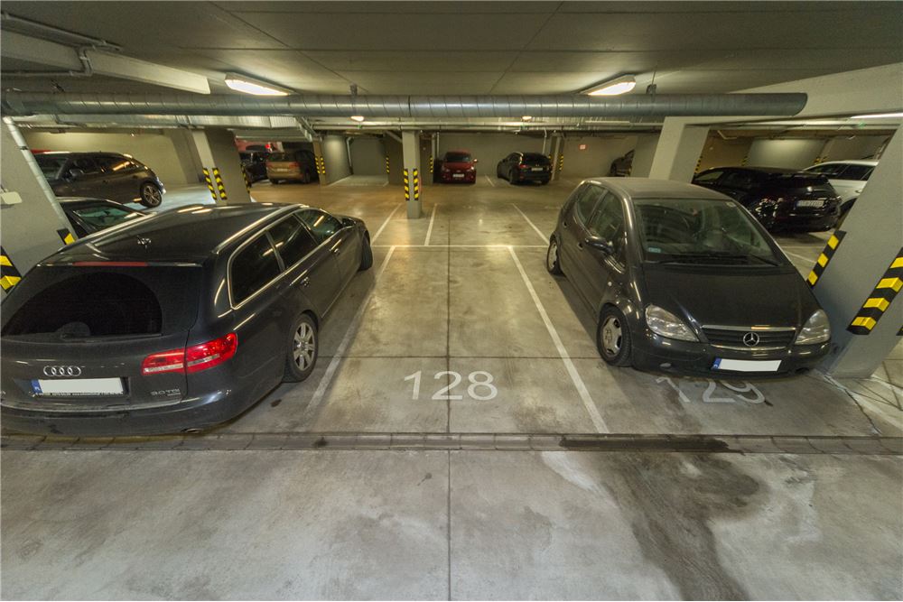 Kawalerka - Wynajem - Katowice, Polska - 11 - 800061057-194